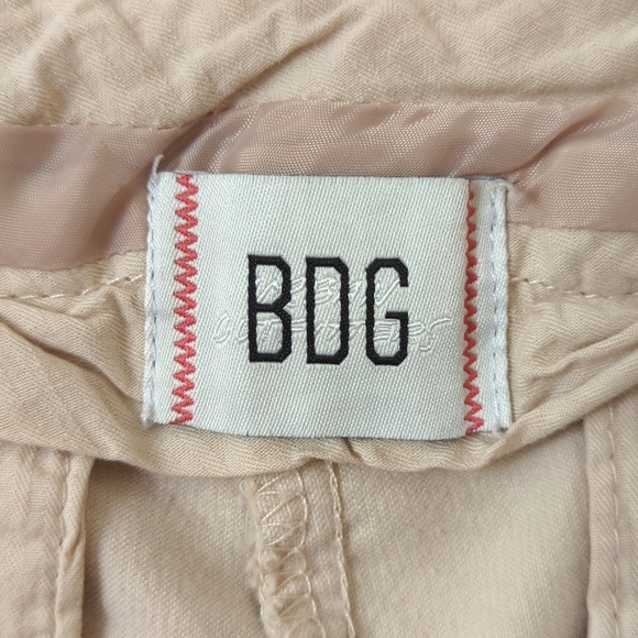 BDG Urban Outfitters Classic Pinwale Corduroy High Waisted Bootcut Pants Cream 2 - Picture 8 of 13